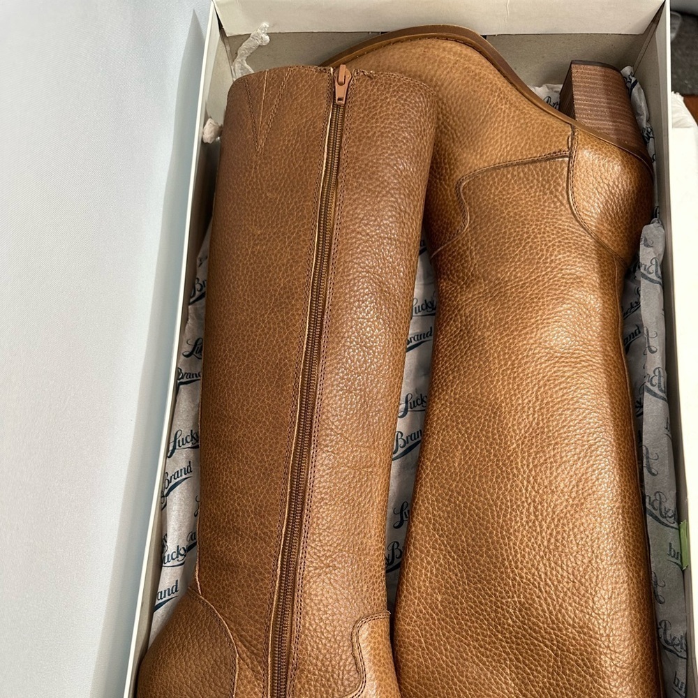 Lucky Brand Epositoh Honey Cornelian Leather Knee-High Boots Size 8 Block Heels - Picture 3 of 15